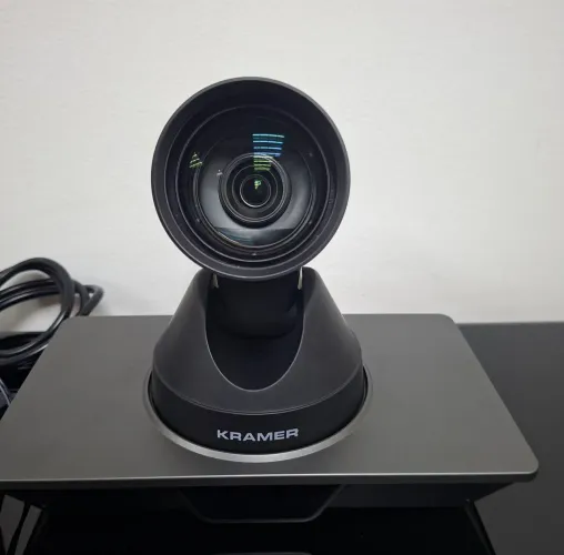 PCâmera PTZ 4K KRAMER K-Cam4K e câmera 4K UHD