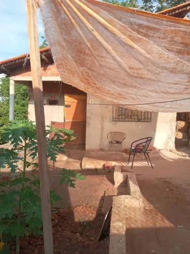 Vende-Casa no porto centro Rua Álvaro da Silva número 4904
