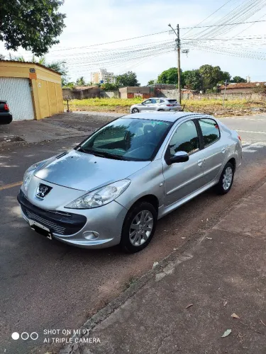 Peugeot 207 Sedan Passion XS 1.6 Flex 16V 4P 2010
