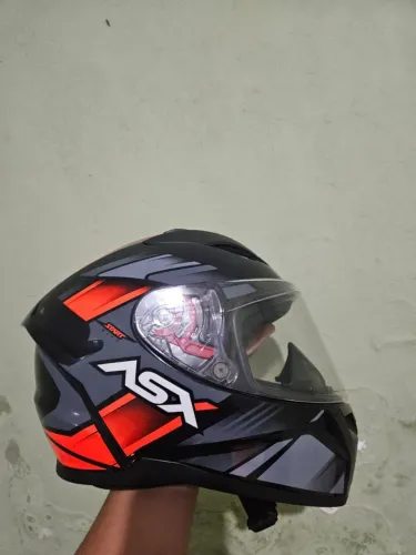 Capacete ASX Start City