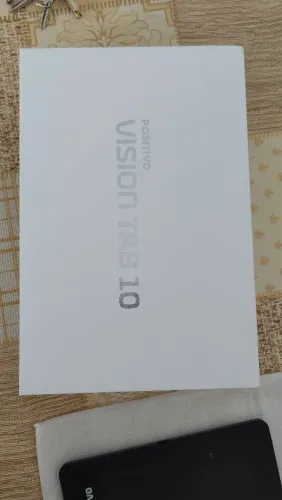 Vendo dois tablets com tela quebrada ,um positivo e um Samsung