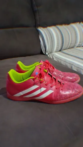 Chuteira ADIDAS