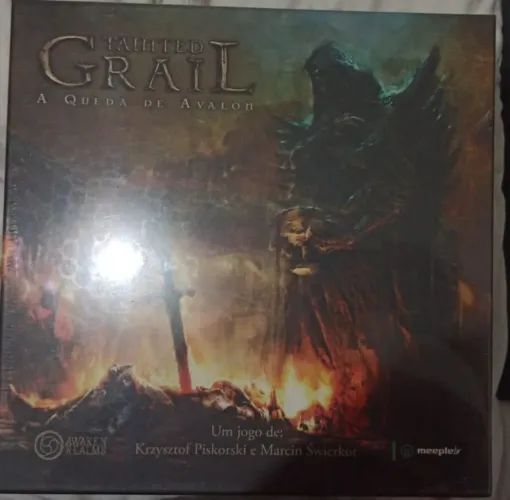 Boardgame Tainted Grail: A Queda de Avalon + expansão + Monster Pack + companion