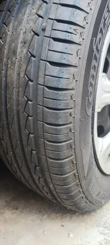 Pneus 185 r14 novos comforser novo