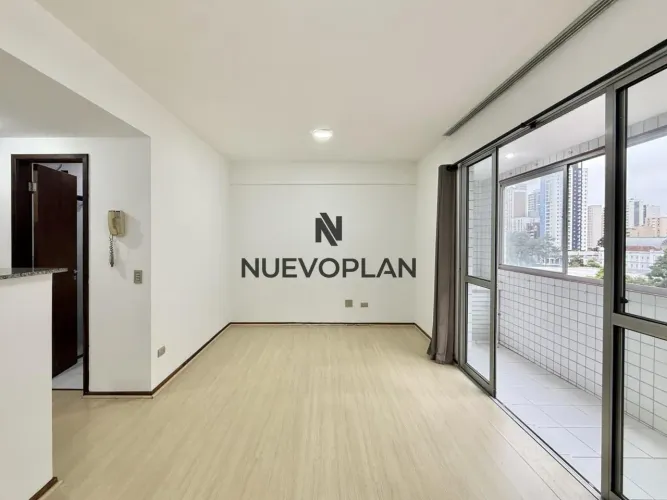 Apartamento para Locação em Curitiba, Centro, 1 dormitório, 1 banheiro, 1 vaga
