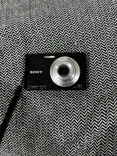 Cybershot DSC-W330