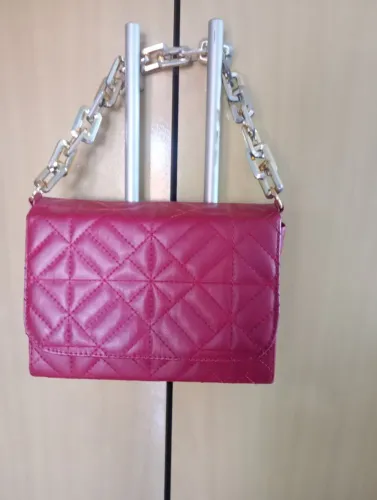Bolsa vermelha