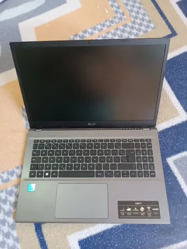 Notebook Acer i5 12450H ghz4.40 8 núcleos 12 threads, SSD 512GB , 8GB em 