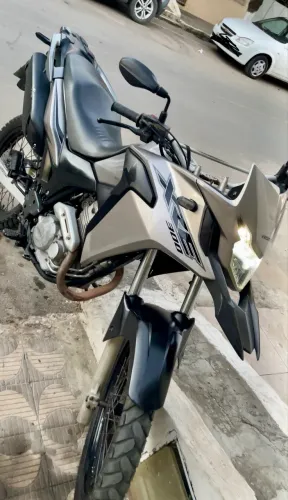 Xre 300