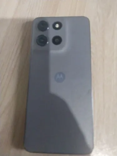 Celular moto G15 funcionando normalmente