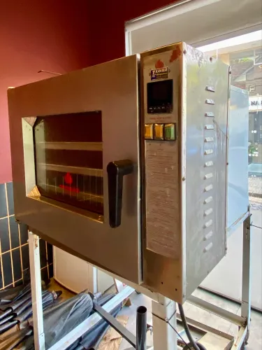 Forno progas com base funcionando 