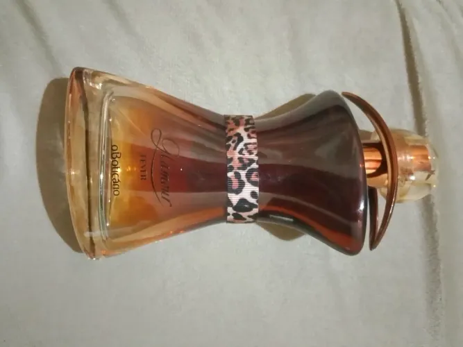Perfume glamour fever oBoticario