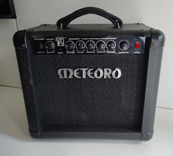 Amplificador meteoro NDS 15