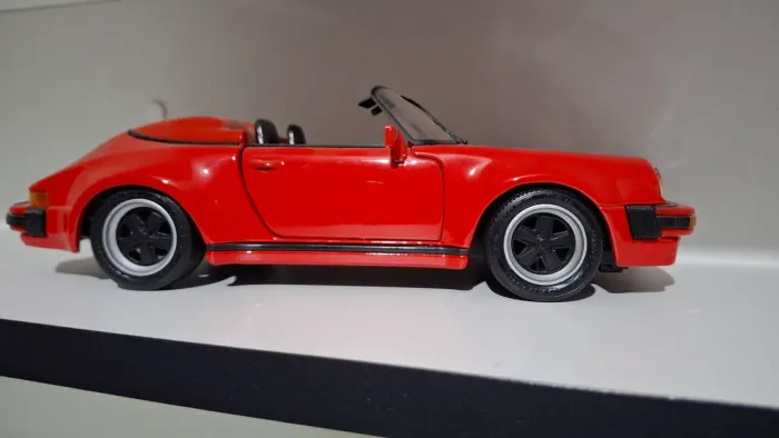 PORCHE 911