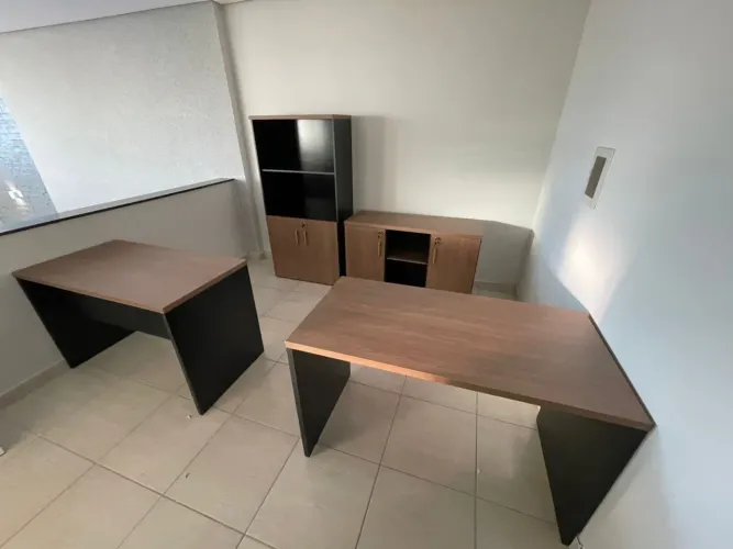 Conjunto MESA E ARMÁRIOS DE ESCRITORIO LOJA IKONOFFICE 