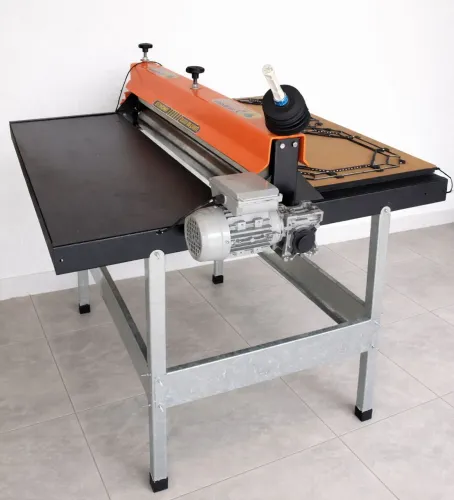 Máquina de Corte e Vinco Elétrica Semi Automática - 100cm com Bancada 