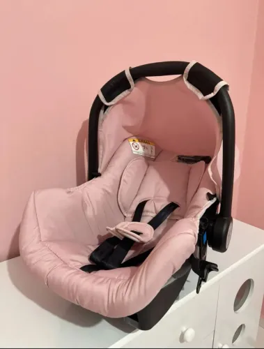 Bebê Conforto Cadeirinha Infantil Grid Rosa Galzerano Preto/Rosa