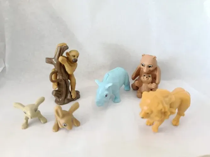 Miniaturas Kinder Ovo