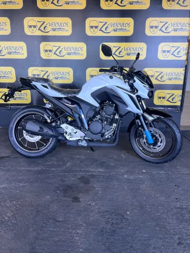 Fz25 ZERO KM