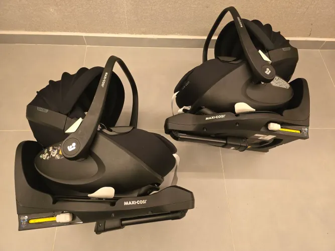 Maxi-Cosi Pebble 360 Pro² + Base FamilyFix 360 Pro ISOFIX