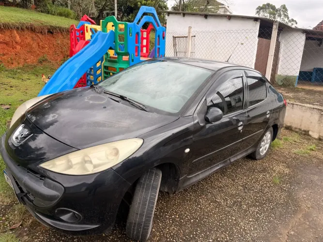 Peugeot 207 Sed. Passion XR Sport 1.4 Flex 8V 4P 2010