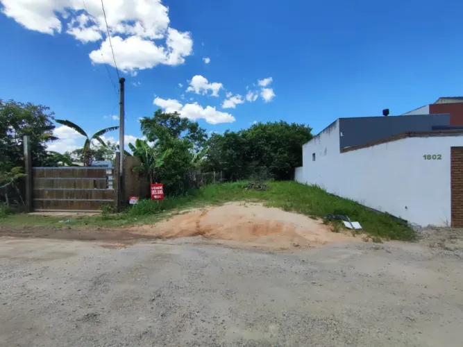 Terreno Padrão em Pelotas