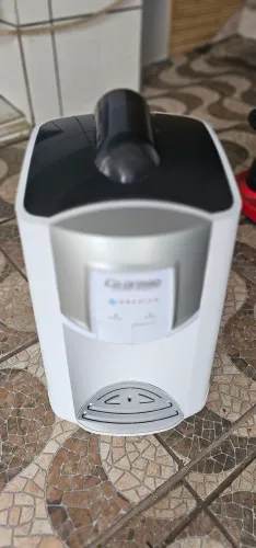 Purificador de água Premium Colormaq 127V gelada seminovo