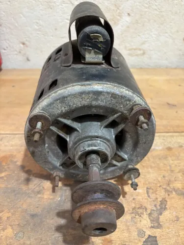 Motor GE 1/2 CV 110V 1720 RPM para Máquina de Lavar Brastemp - Funcionando