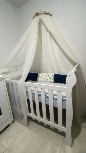  Berço americano com colchão 