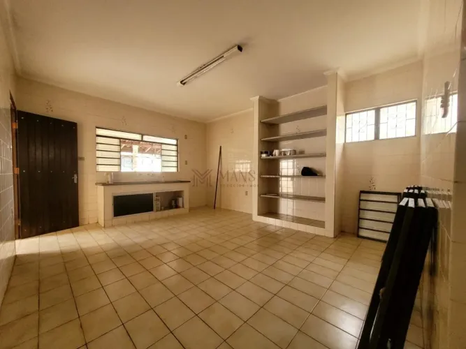 Casa para venda com 110 m² e 3 quartos em Vila Pacífico, Bauru - SP