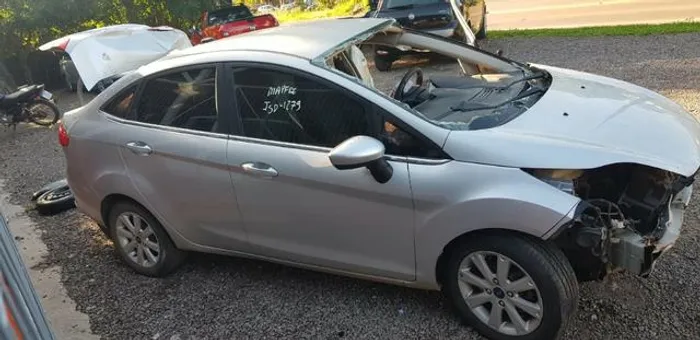 Peças ford fiesta sedan se 1.6 2011