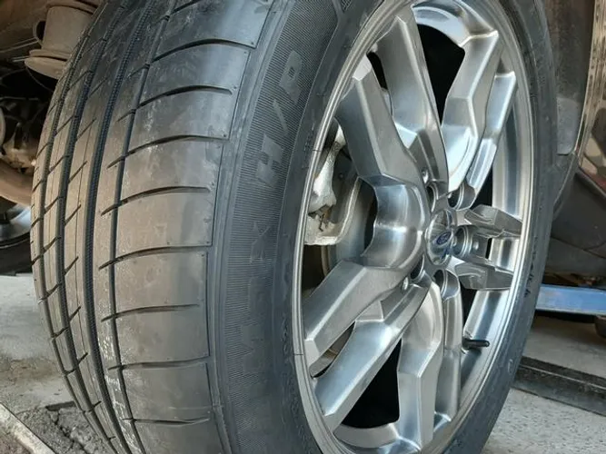 Pneu Run Flat Reparamos e Vulcanizamos Bmw Mercedes