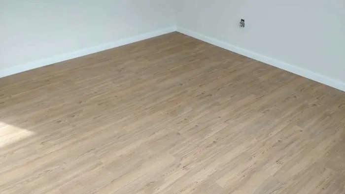 Mão de obra especializada em piso vinilico e laminado a mais de 20 anos 