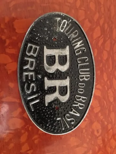 Emblema Touring Club do Brasil