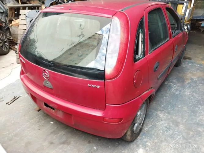 Sucata para retirada de peças Corsa joy