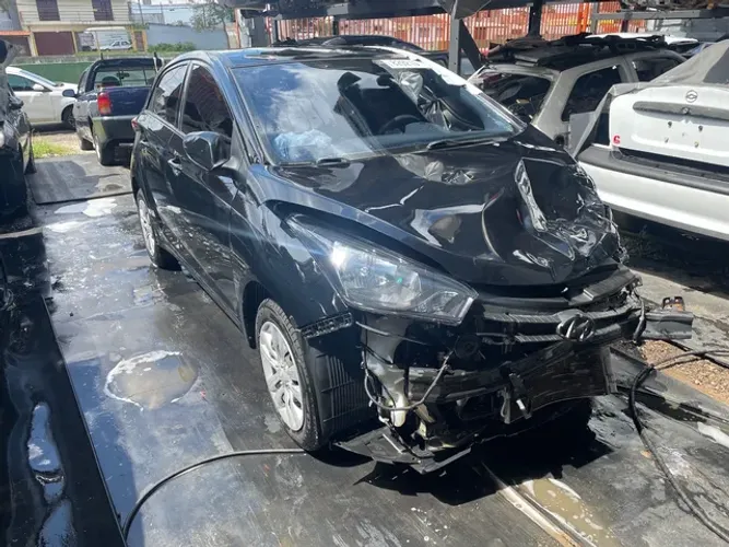 Sucata Hyundai HB20 2017 1.6 automático ( Peças )