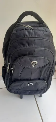 MOCHILA REFORÇADA COM RODAS
