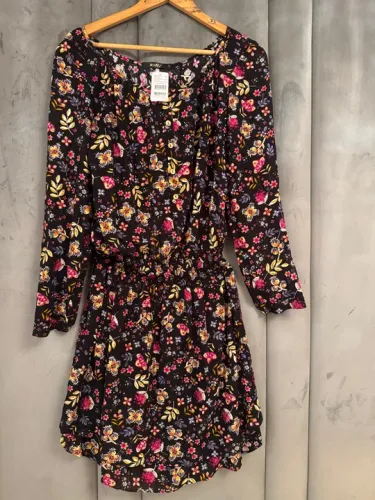 Vestido Floral  - Novo tamanho M