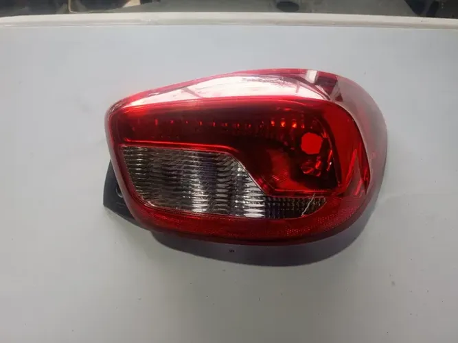 Lanterna kwid 2017 a 2021