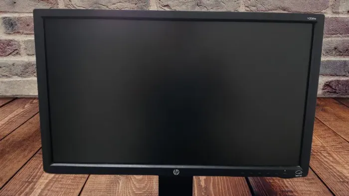 MONITOR HP 20" - VGA e DVI-D - Leia toda a Descrição (E2011P-BN)