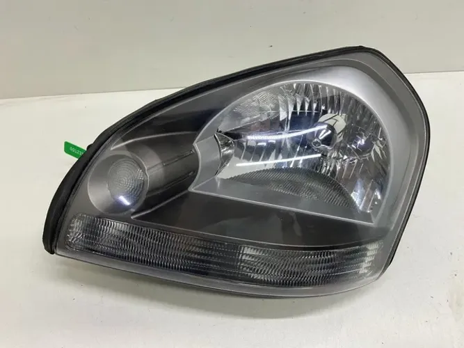 Farol Hyundai Tucson 2004 A 2017 Pisca Cristal Esquerdo