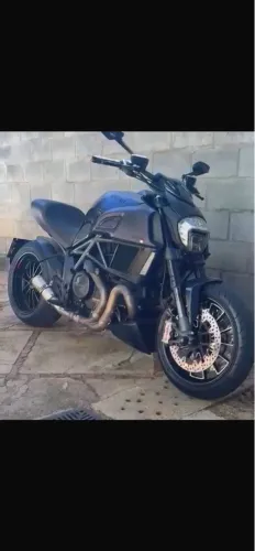 Ducati diavel 2015