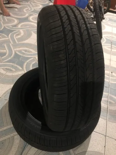 Pneus novos 