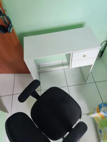 Mesa e cadeira escritório 