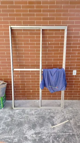 Box alumínio de banheiro 
