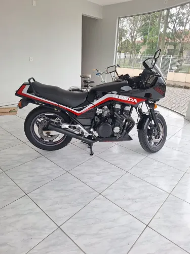 Cbx 750 four 1986 ( Japonesa)