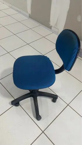 Cadeira de escritório giratória 