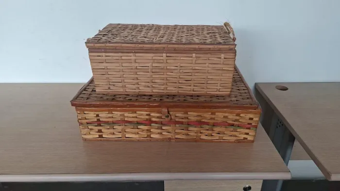 Conjunto de cestos de vime decorativos