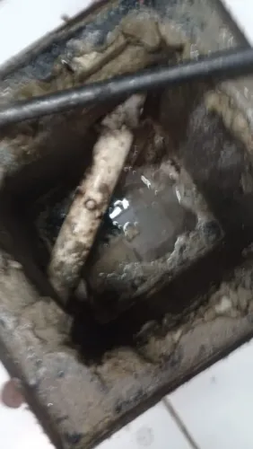 Limpeza de fossa, caixa de gordura e desentupimento