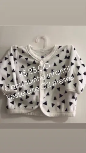 Casaquinho de bebê veste ate 02 meses